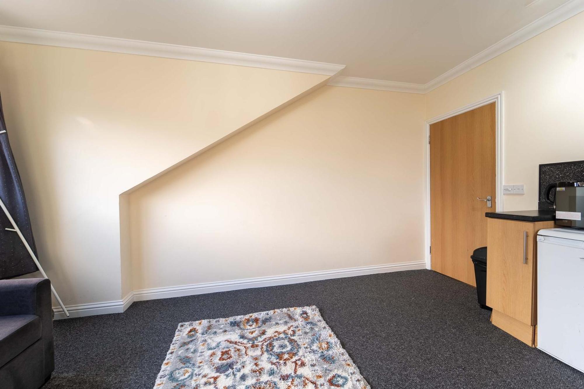 Ben View Apartments Flat A Caol Exterior photo