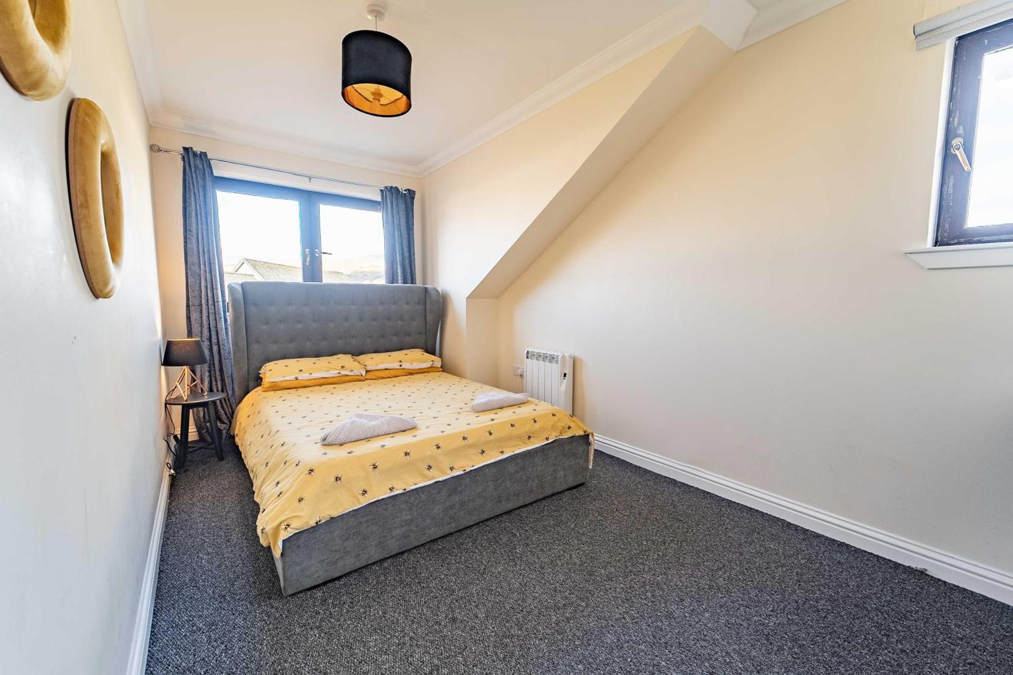 Ben View Apartments Flat A Caol Exterior photo
