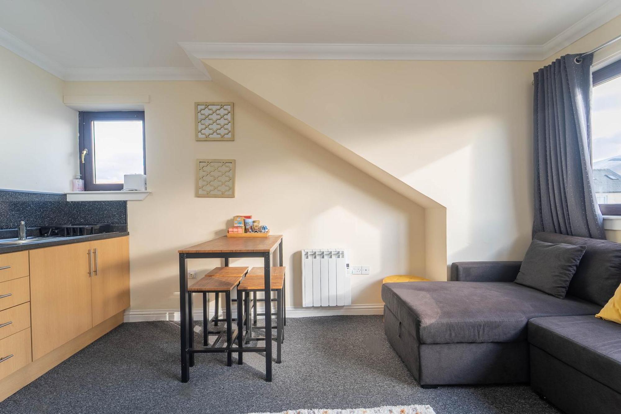 Ben View Apartments Flat A Caol Exterior photo